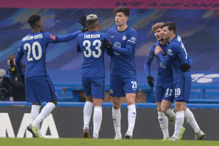 8-0横扫韩国，“动漫组合”险中取胜，国乒收获混团世界杯5连胜