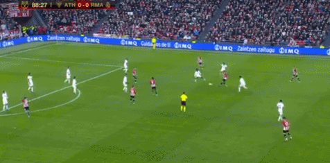 邮报：明年世界杯上下半场中段设强制补水时间，每次三分钟