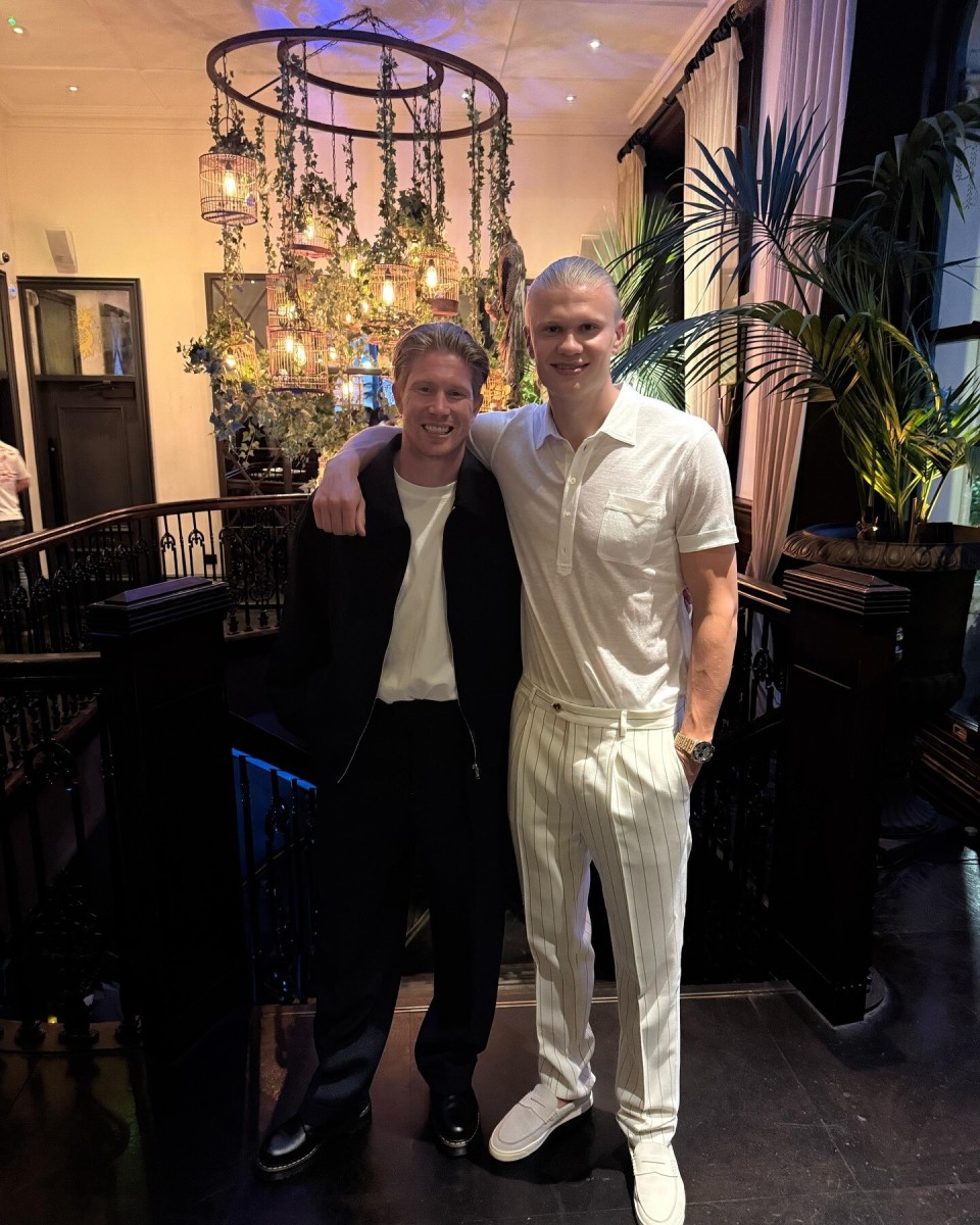 北青：邵佳一善学谦逊沟通强；有球员表态愿意主动争取归队